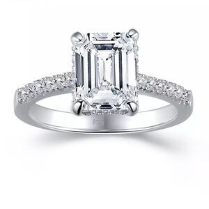 925 Sterling Silver 4.70 CT Cubic Zirconia